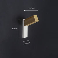 Patère Design <br> Colorée en Métal et Bois